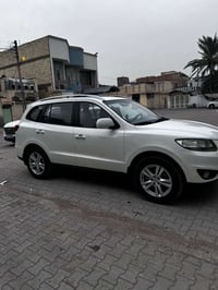 سنتافي ٢٠١١ • فول مواصفات • ٧ راكب