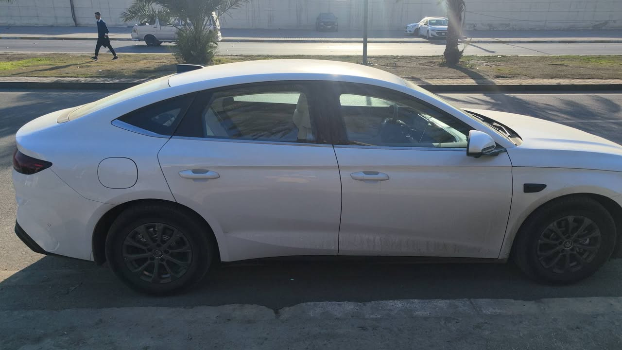 Byd qin  L
موديل 25 
12كامرة 
12حساس 
بطارية 80
داخل ابيض 
ماشية 30الف
للاستفسار 
***********اتصال و واتساب 
*********** واتصل واتساب 
بغداد الاعظمية سبع ابكار قرب جوهرة لبنان 
السعر 25250
غير متواجد على الفيس
