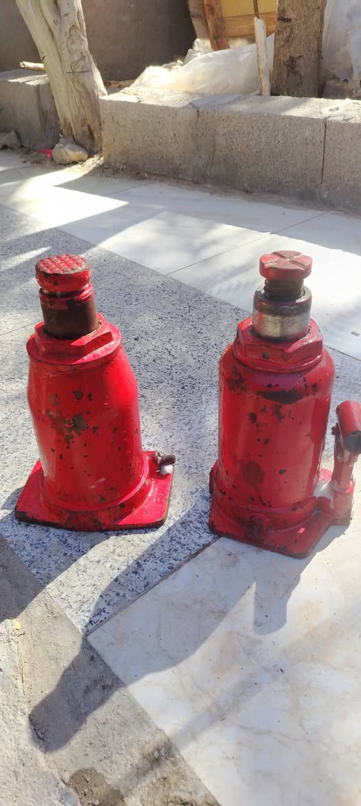 السلام عليكم للبيع عنوان البصره الهارثه  ***********
