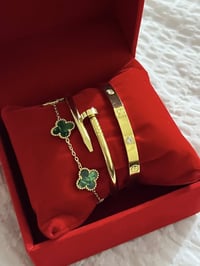 اساور • محابس • رخيص