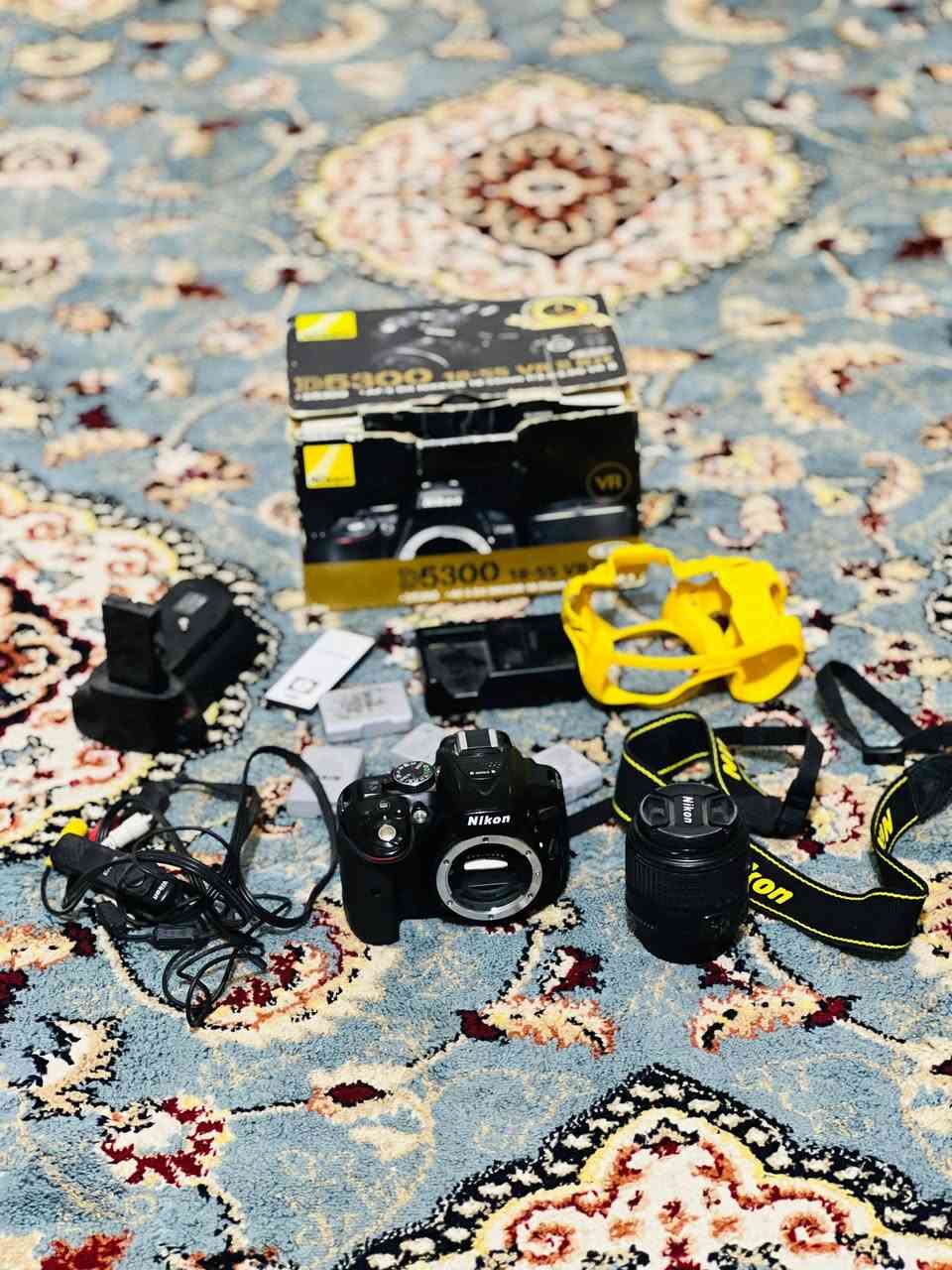 للبيع نيكون 5300 ملاحضه بيه خلل من تلتقط صوره تطلع صوره بيضه بس بل منوال صوره واضحه بيه خلل بل سنسر ابيعه على هاي الحطه وملحقاته كدامك 4 بطاريات وكرب وحزام وعدسه18_55 والبقيه كدام عينك السعر 300  خاص مفتوح


**إذا كنت صاحب هذا الإعلان وتريد حذفه لأي سبب، رجاءا أرسل رسالة إلى الدعم الفني**