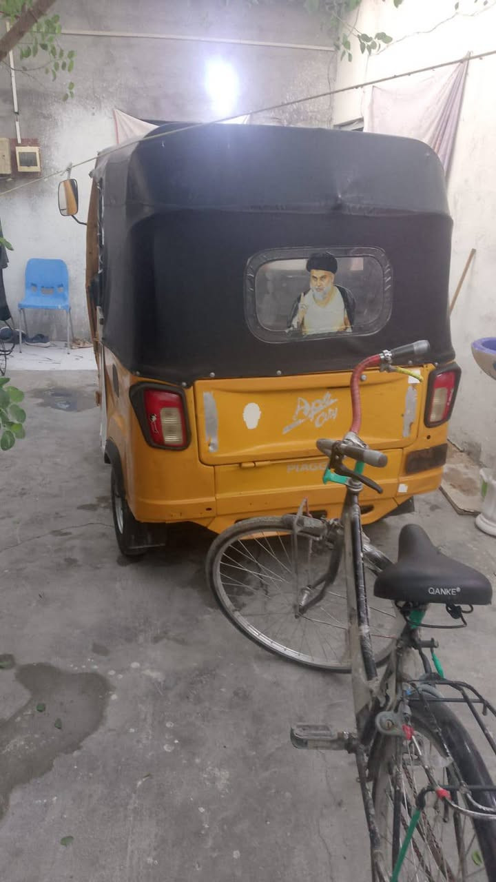 سلام عليكم تكتك بياجو مكينه TVS جديده اوراق سحب ورقة الكمرك موجوده تترقم تكتك جاهزه 3 بيها مجال رقم راعيها ***********
