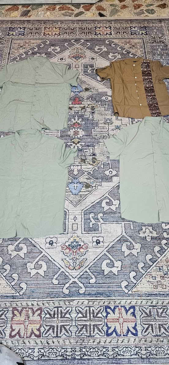 ملابس بجايم قمصان وتشيرتات،كلشي متوفر جديد القطعه على خمسه
الفحص امام المندوب اذا مو نفسه المطلوب مرجوع 
توصيل كل محافظات العراق خمسه 
وكل مناطق خمسه 
اخذ سكرين للقطعه ويجيك الرد


**إذا كنت صاحب هذا الإعلان وتريد حذفه لأي سبب، رجاءا أرسل رسالة إلى الدعم الفني**