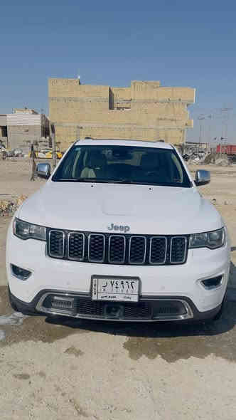 السلام عليكم جيب لاريدو موديل 19معلايه 22 لمتدد 
حادث سياره تقرير غرق كفاله عامه 
فول  موصفات حساسات امامي 
خلفي اشاير بل مري رادار امامي كشنات جلد فتحه رقم بغداد تحويل 
مكان سياره ناصريه سوق الشيوخ 
السعر 250 وبيها مجال 
***********
