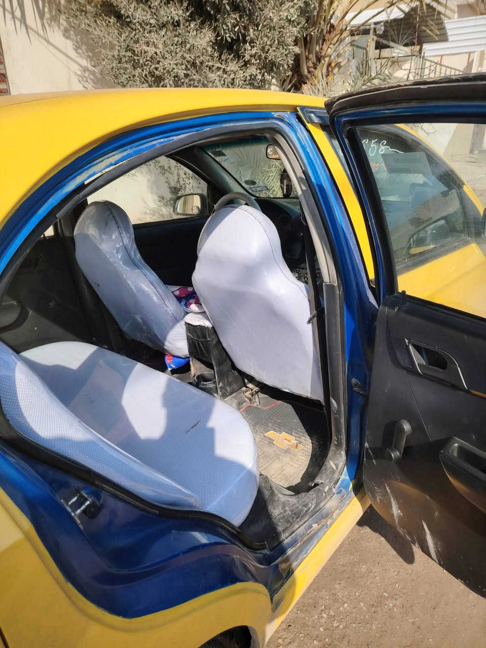 سيارة افيو موديل 2008 وارد كوري السيارةرقم انكليزي جديد هيئة وغرامات مصفرة  السعر 61 وبيها مجال للشراي التواصل 
***********
