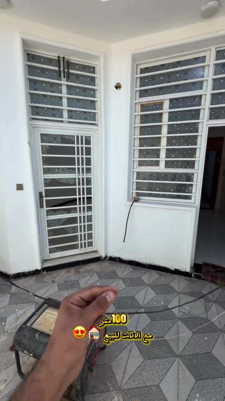 بسعر مناسب 
بيت 100متر 
بنا كونكريت مسلح 
***********
عنوان مكتبنا 
الديوانيه حولي الخصيمه كاع الحاج حيدر هندي 
مكتب السبطين رياض الشمري للعقار 🏠
