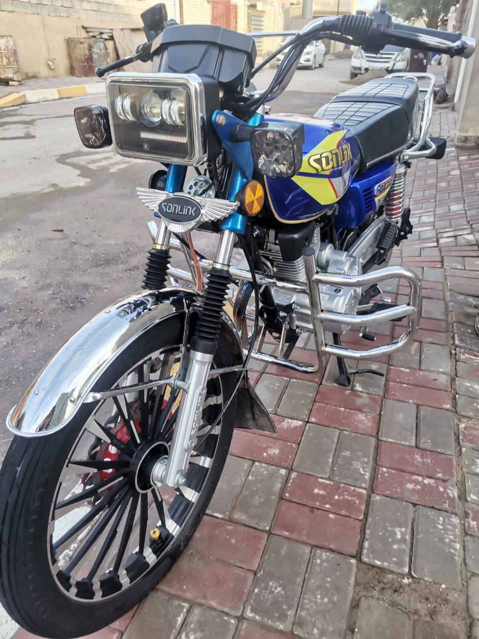 السلام عليكم ماطور ايراني للبيع مديل 2025محرك 200مكفول كفاله عامه للستفسار عله الرقم ***********
