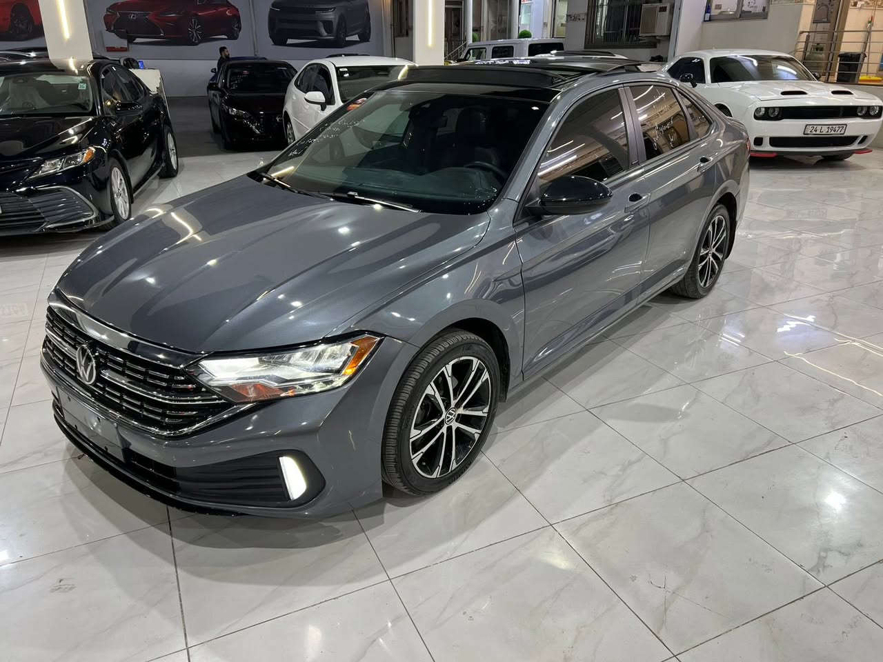 volkswagen jetta SE 2024
سعر بلاش🔥128 ورقه٠

موديل // 2024
فول مواصفات 
بنوراما
كراسي جلد 
بصمه
شغال عن بعد
شاشه كبير
شاشه الكتروني
داخل ليد
ويل كروم و كبير 
رادار امامي و خلفي و جانبي
لايتات ليد
هندبريك بصمه
كوشنات تدفئة و تبريد 
ستيرن هيتر
سياره بعد بي هواي مواصفات 
❌الضرر//  ٤ قطعه بدون دواخل

📲***********
📞***********

عنوان 📍أربيل معرض ولید كارس
