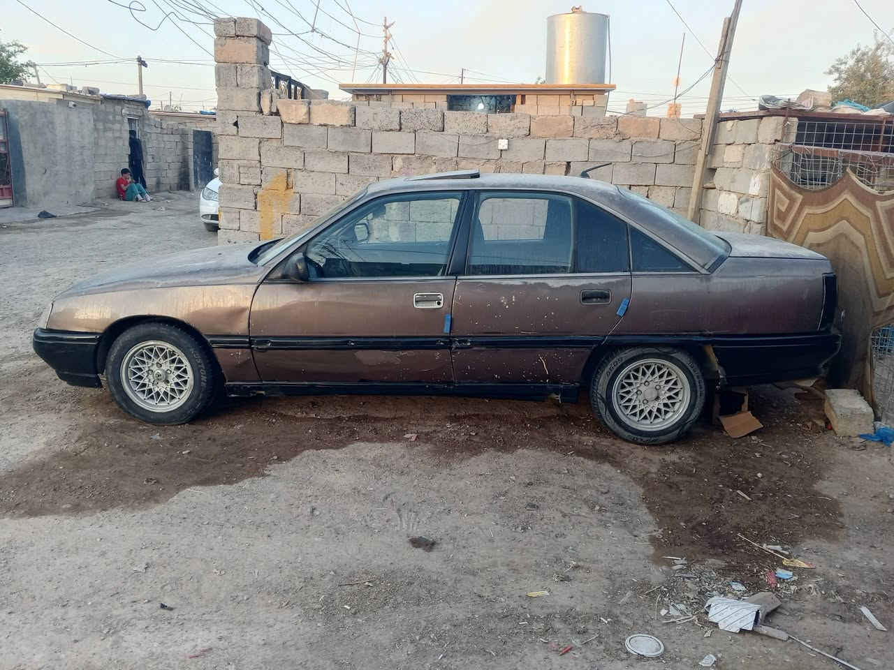 السلام عليكم اوبل اوميجا للبيع رقم صلاح الدين السعر 15 وبيها مجال محرك جديد فقط راعيها الشرع بكركوك ما اندله مكان السياره صلاح الدين تكريت ***********
