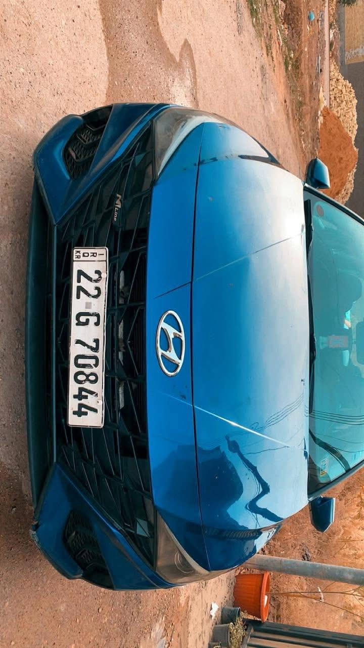 سلام عليكم النترا 2021 وارد امريكي
مكينة 2000 دوش
فول ماعدا فتحة 
رادارات جانبيه اماميه وخلفيه
تحديد مسار
بصمه 
بصمه ابواب 
تشغيل عن بُعد 
شاشه كبيره 
ويل كب
حادث السياره جاملغ وبنيد وايرباك استيرن 
ماشيه 83000 حقيقي 
السعر 127$ قابل للتفاوض 
الرقم : ***********
الموقع: الدوره
