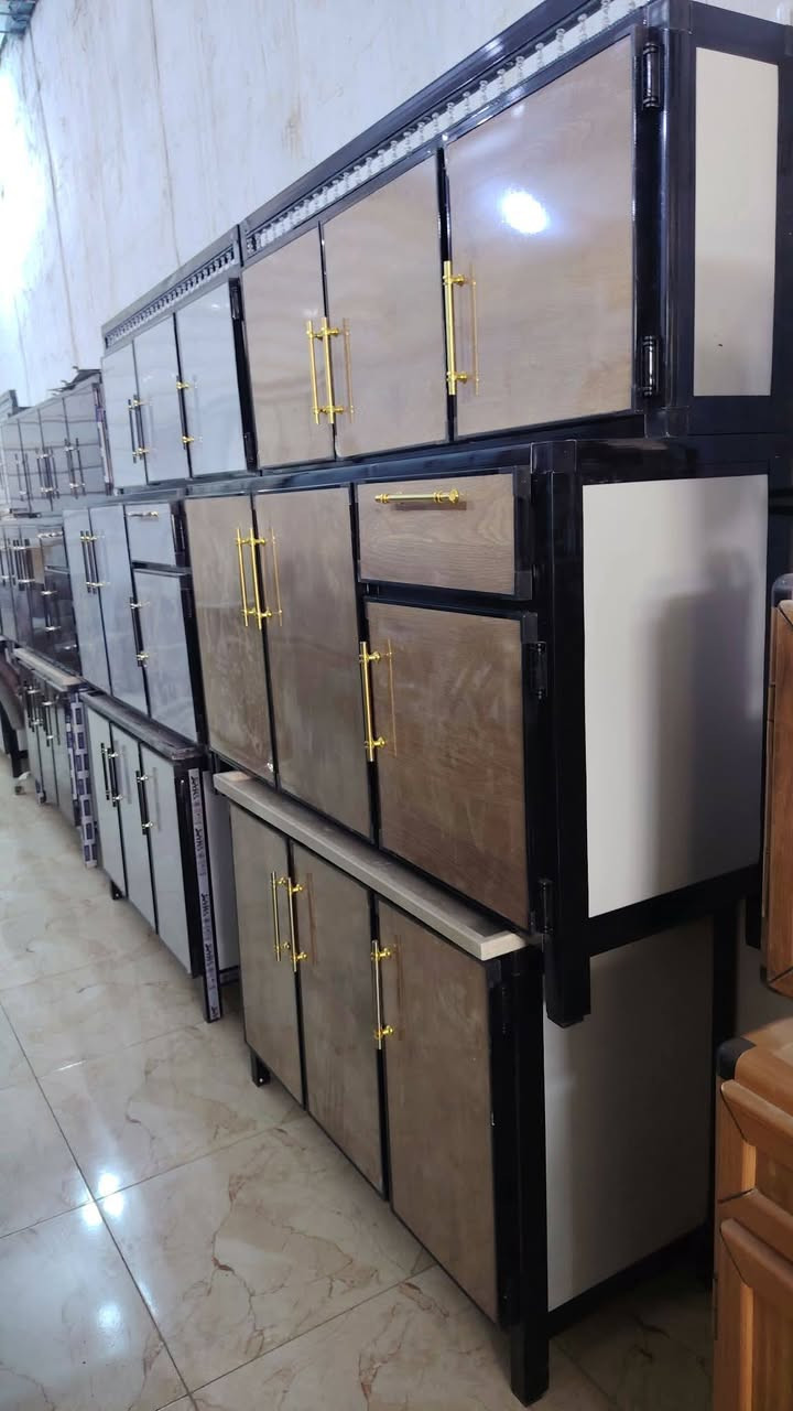 كاونترات شغل فول بنل
كاونتر متر ونص سنك مرمر ب275 
كاونتر مترين جديد ب375 الف


**إذا كنت صاحب هذا الإعلان وتريد حذفه لأي سبب، رجاءا أرسل رسالة إلى الدعم الفني**