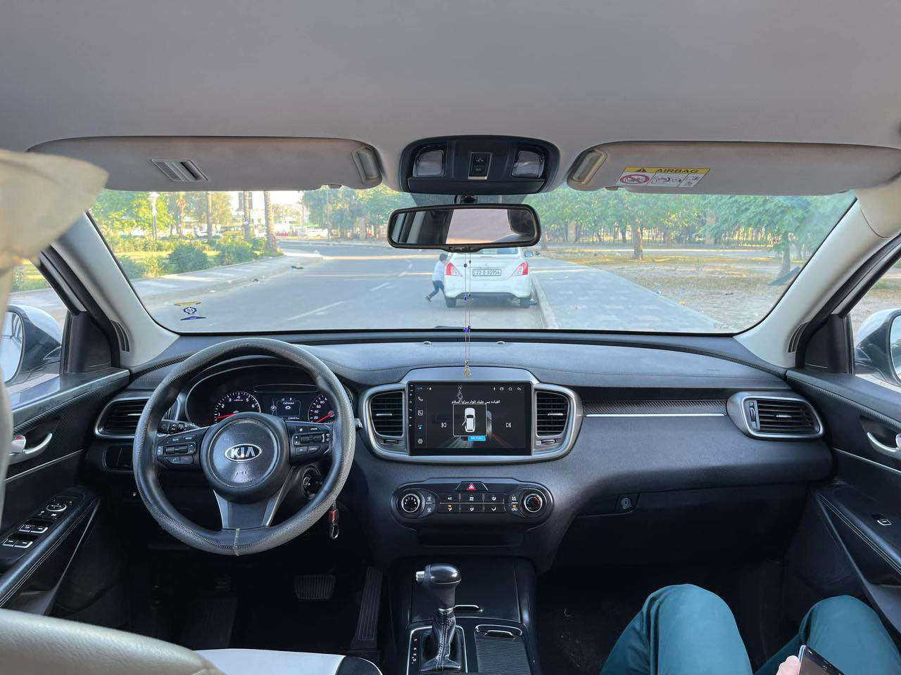 سورنتو 2016 
وارد خليجي (سعر مناسب)
6 سلندر

ماشيه 130
7 راكب
نظام ايكو +Drive
كامره خلفيه 
حساسات خلفيه
شاشه كبيره متصله
تحكم ستيرن جهتين
مقاعد جلد 
تبريد 3 قطع 
ويلكب 19 عنكبوت
ادامه كامله قبل يومين شامله السياره بالكامل

🔴ملاحظة

بيها بعض الاماكن بارد
مرفق معها السونار
السعر : 185$ قابل للتفاوض مجال بسيط

📍موقع السياره بغداد الكرخ

📞*********** 

التواصل واتساب فقط للجاد والمهتم

#بغداد #سورنتو #كيا  #Kia
#iraq #baghdad
#بيع #سيارات بغداد, العراق
