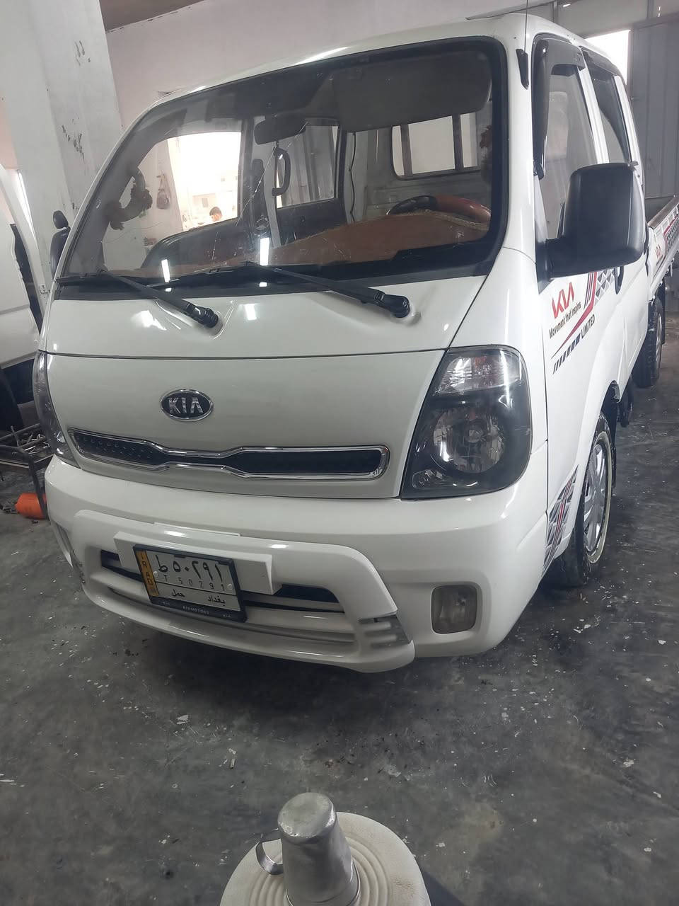 السلام عليكم اخوان سياره البيع كيه موديل 2013 رقم بغداد تحويل سنويه جديده سياره جاهزه سعر 122 وبيهه مجال بسيط عنوان الانبار رمادي جزيره خالديه ***********
