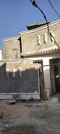 ٦٠م • طابق ونص • مقابل قطاع ٣٩