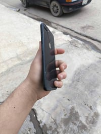 ايفون 8 بلاس • 64 جيجا • كامرة X1 معطلة