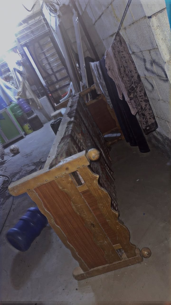 السلام وعليكم للبيع كنتور تركي اصلي السعر ٥٠ الجربايه خشب تكمه السعر ٣٥ الحديدقفل ٢٥ المكان بغدادالاسكان


**إذا كنت صاحب هذا الإعلان وتريد حذفه لأي سبب، رجاءا أرسل رسالة إلى الدعم الفني**