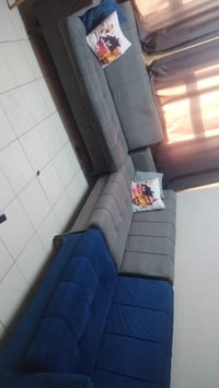 تخم محولي • ديوان • ٨ مقاعد