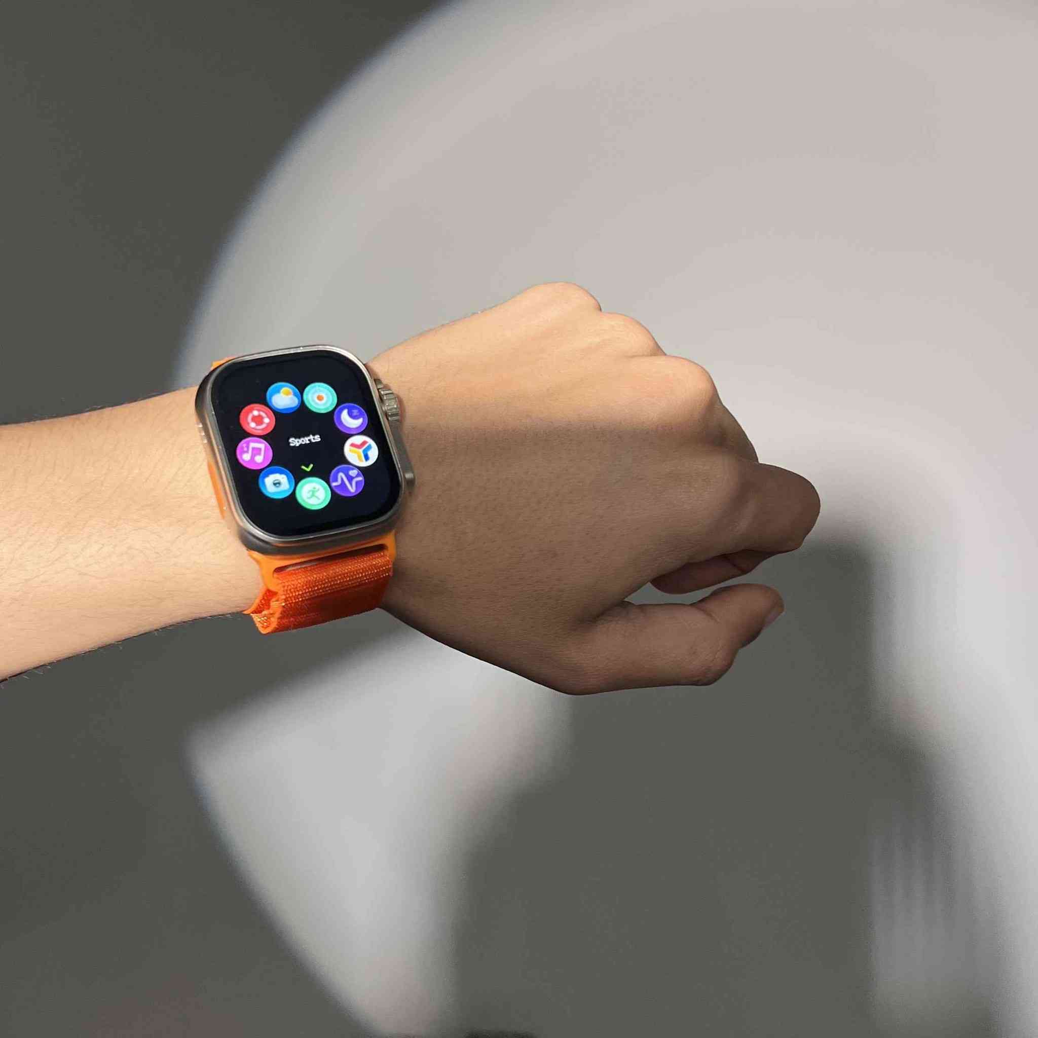 ساعة T3000 Ultra الذكية 49MM – إصدار 7+2 مع سماعات لاسلكية

ساعة ذكية متعددة الوظائف بتصميم رياضي مع هيكل معدني 49 ملم، تأتي ضمن باكج 7+2 مع سماعات لاسلكية، لتمنحك تجربة استخدام عملية في التمارين والتنبيهات اليومية.

• شاشة قياس 49MM مع هيكل معدني وسوار رياضي

• تدعم المكالمات عبر البلوتوث وتشغيل الموسيقى

• مراقبة معدل ضربات القلب وضغط الدم والنوم

• أوضاع رياضية متعددة مع حساب الخطوات والمسافة والسعرات

• عرض الإشعارات والرسائل مع منبه ذكي وتنبيه قلة الحركة

• ميزة رفع اليد لإضاءة الشاشة والعثور على الهاتف

• الموديل: T3000 Ultra
• المقاس: 49MM
• الإصدار: 7+2
• نوع الهيكل: Metallic Case
• نوع السوار: Sport Band
• يدعم:
 • Bluetooth Call
 • Bluetooth Music
 • Heart Rate Monitoring
 • Blood Pressure Monitoring
 • Sleep Monitor
 • Multi-Exercise Mode
 • Short Message Reminder
 • Find Phone
 • Raise Hand Bright Screen
• التطبيق: Hiwatch Pro

محتويات العلبة:
• ساعة ذكية T3000 Ultra
• 7 سوارات
• كيبل شحن
• دليل استخدام
• سماعات لاسلكية داخل علبة شحن https://rolemall.com/?strung=Mr8eXaygootquality12535 بغداد, العراق


**إذا كنت صاحب هذا الإعلان وتريد حذفه لأي سبب، رجاءا أرسل رسالة إلى الدعم الفني**