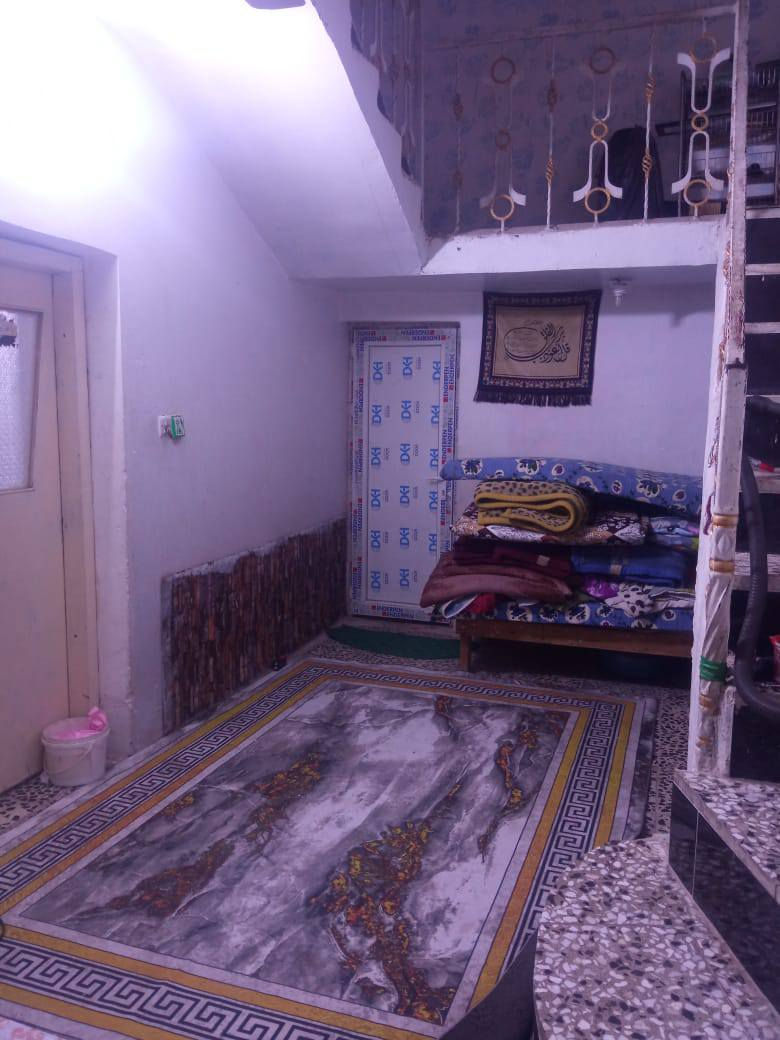 دار للبيع المساحه 100م طابق واحد غرفه صاله مطبخ كليدور مجمع صحيات حي الصحه زراعي سند 25 خلف صيدليه الأوان يبعد عن شارع 100م السعر 90 للاستفسار ***********
