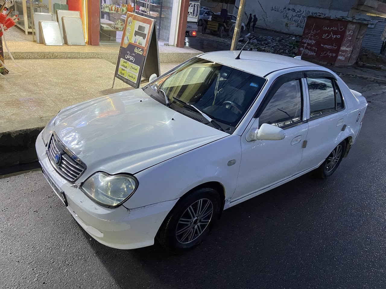 السلام عليكم سيكي 2013كصه جديده 
رقم نينوى 
هزه جديده
كابون ورقي 
السنويه 2029واني الشرعي تريد وكاله أو تحويل 
السعر 40وبيها مجال 
المكان موصل 
التوصل ***********
***********
