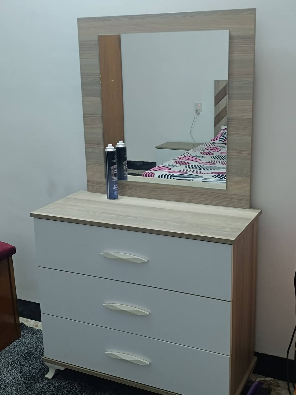 من رخصة الادمن غرفة نوم تركي مستعمله نضافة 90 بالمية استعمال شخصي للبيع غير متواجد عل فيس تلفون *********** العنوان بابل الحلة
