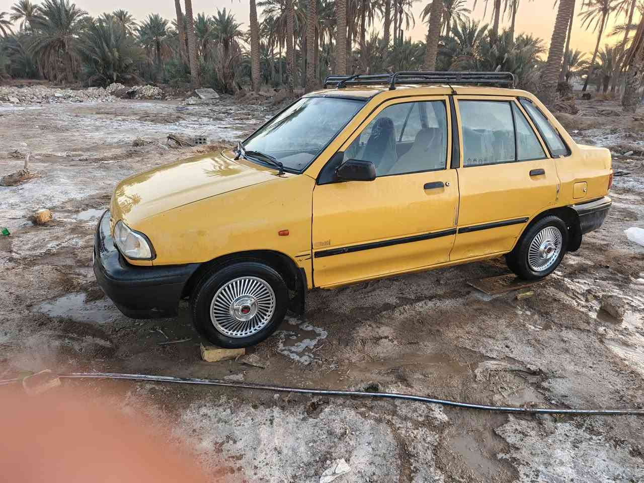 سلام عليكم سياره سايبه لبيع او مراوس كير ومحرك خير من الله رقم بغداد راعيه ما اندله اتكفل سرقه وعشاير السعر ١٥ وبيه مجال قليل رقم‏‪***********‬‏
