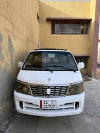 سياره مديل2010مكينه. ونجي ياباني صدر جديد40 07704357955