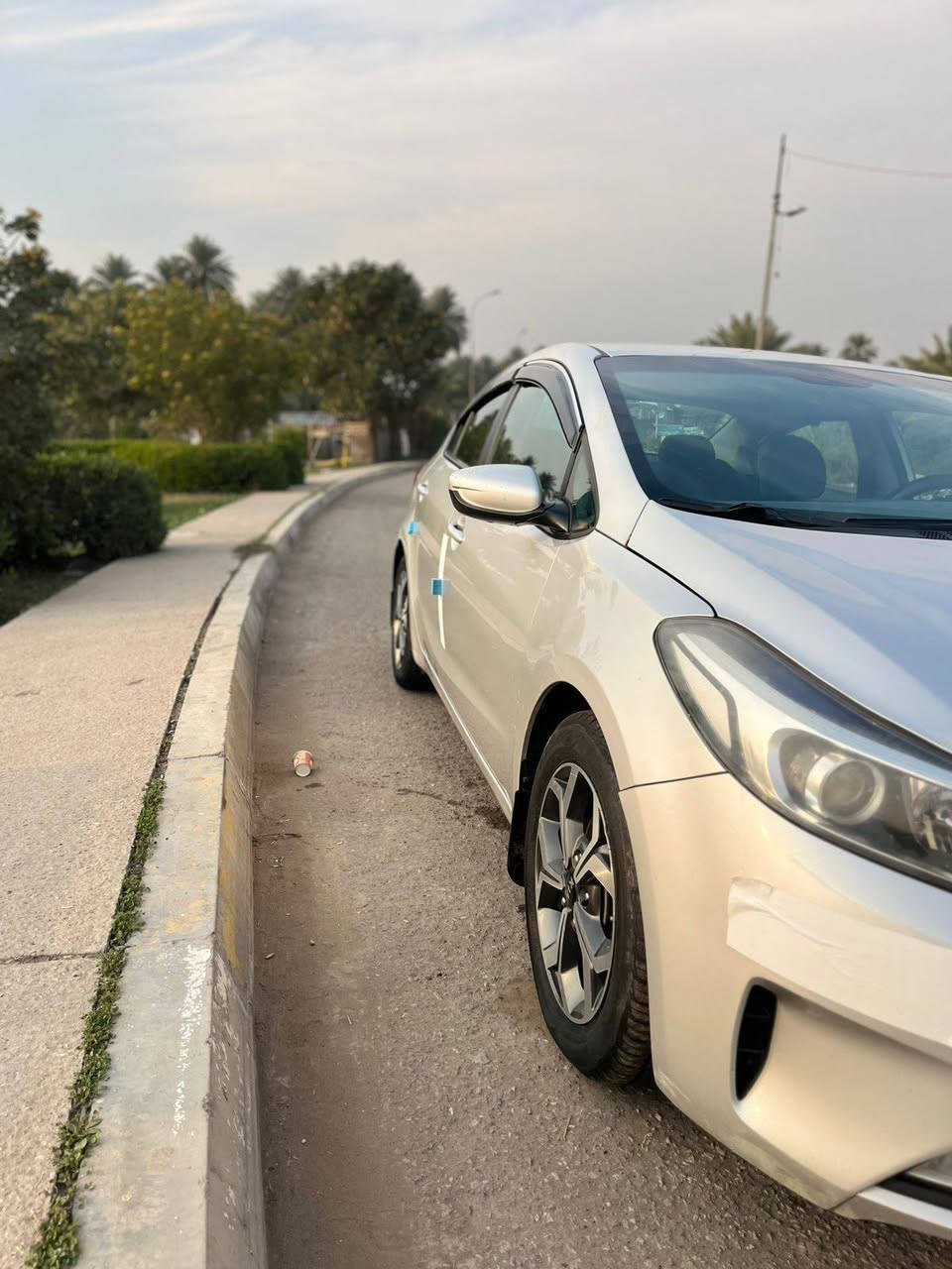 السلام عليكم كيافورتي 2017سيارة جاهزة كيرمحرك تبريد صدر تخم تاير سيارة جاهزة مناقصهه برغي شغل واطلع وين ميعجبك بيهه صبغ جاملغ امامي نصه وبنيد نصه وقبق جنطه حادثهه من امريكا السعر108للتصال***********و***********منضومه زنون اصليه شارع نهار. وراد كندي حادثهه من امريكا قبق جنطه فقط محرك الفين دوش بغداد, العراق
