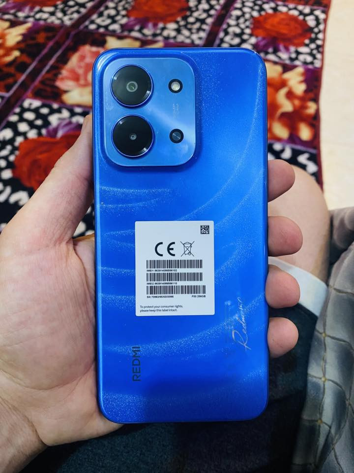 Xiaomi Redmi 15C  موبايل نوع
نضيفً وجديد استعمال 35 يوم فقط 
ذاكره 256


**إذا كنت صاحب هذا الإعلان وتريد حذفه لأي سبب، رجاءا أرسل رسالة إلى الدعم الفني**
