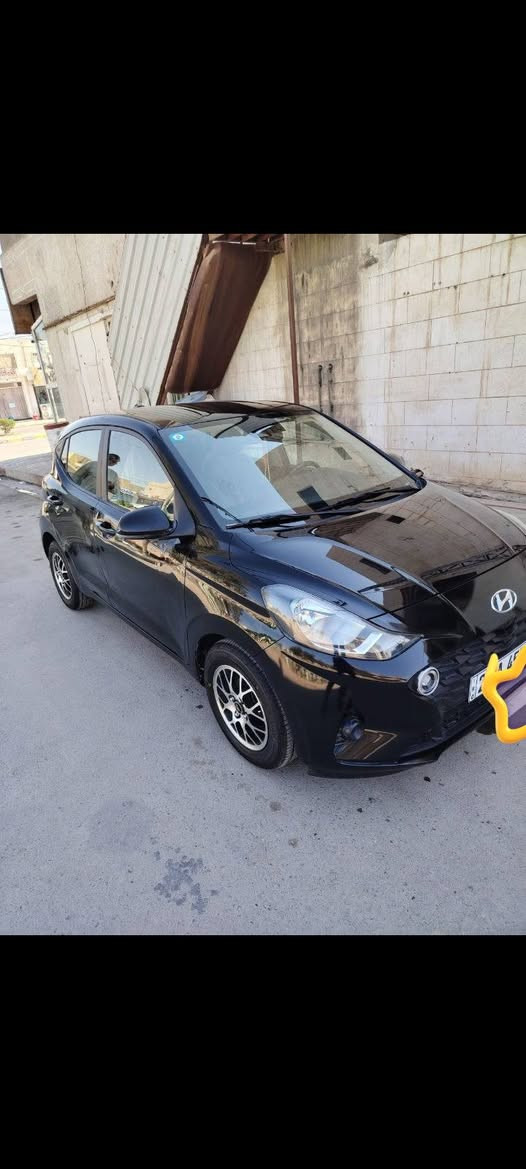 i10
موديل 2023
وارد خليجي 
سياره ماشيه 27 اخت زيرو 
بجم كبس 
فقط بيها جاملغ خلفي صبغ 
ومكان بارد باب صدر فقط 
سياره كارتون وتراي زيرو 
مكان السياره 
واسط الكوت 
***********
