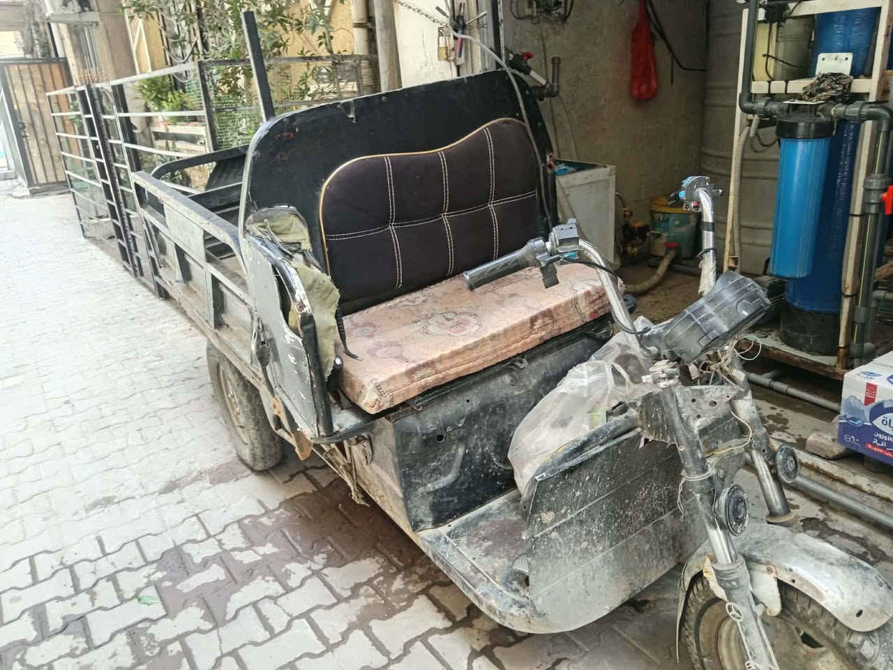ستوته للبيع ٥٠٠ وبيها مجال مكلف نشر


**إذا كنت صاحب هذا الإعلان وتريد حذفه لأي سبب، رجاءا أرسل رسالة إلى الدعم الفني**