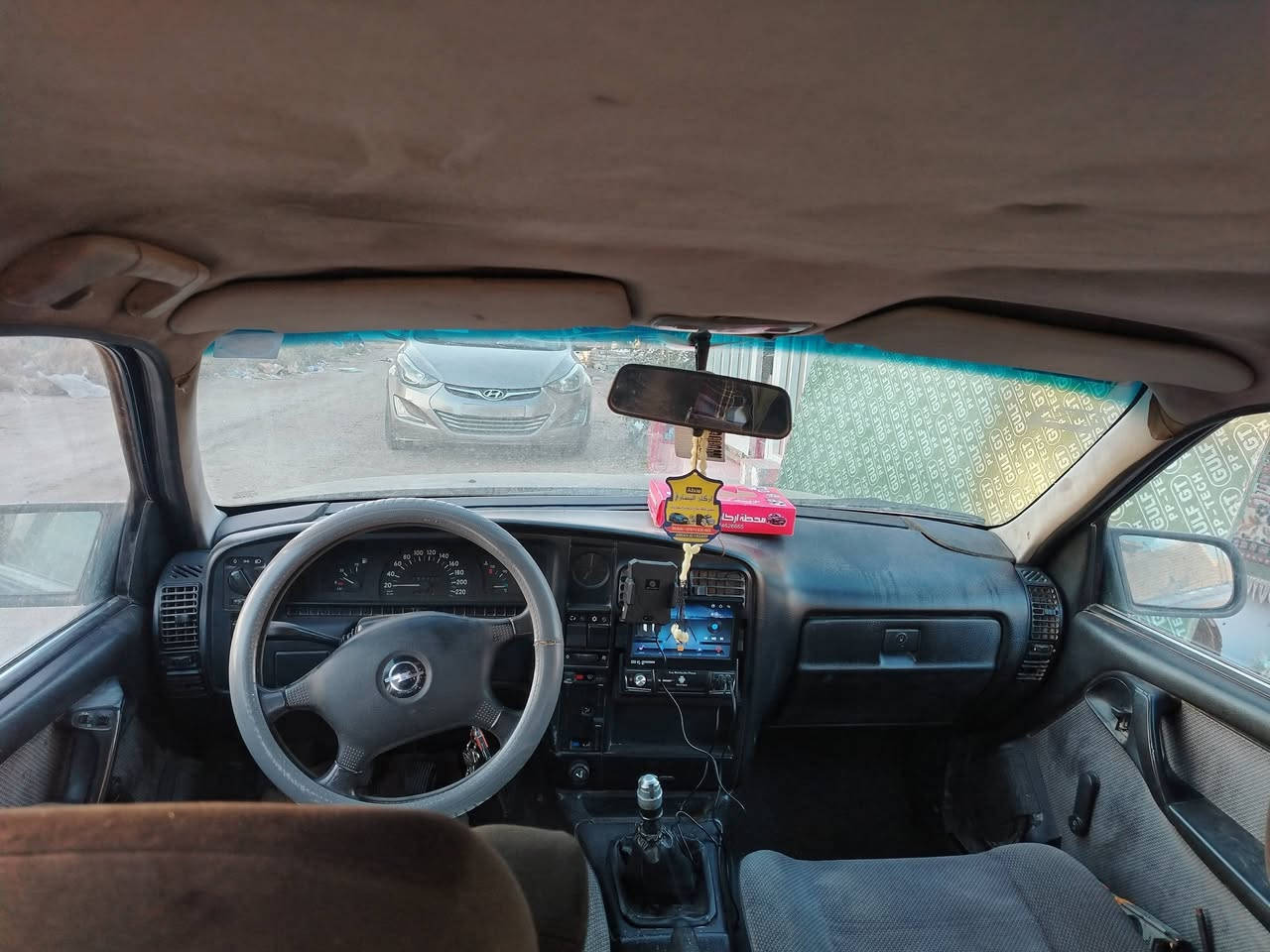 السلام عليكم اوبل اوميكا استيشن حجم 20بغداد انكليزي بسمي شرط التحويل وراد الألماني كير عادي لاضربه ولاكص كهربائيات شغاله محرك وكير بحاله جيده السعر 37وبيها مجال بسيط مكانها بغداد رقم *********** او ***********
