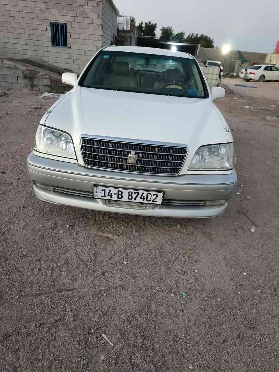 سلام عليكم ملكه كصتين 2002 شاصي 75 ديفور الجبير فول 1 عل 1 فول مواصفات  4دكم كرستال اصل  سنويه ل30 ب اسمي
اربع كشنات جلد كهربا تبريد خلفي امامي ثلاجه برده سياره فول الفول علما انه سياره كصتين حداده جديده  السعر 95 قفل الشراي يتصل رقمي 
***********
