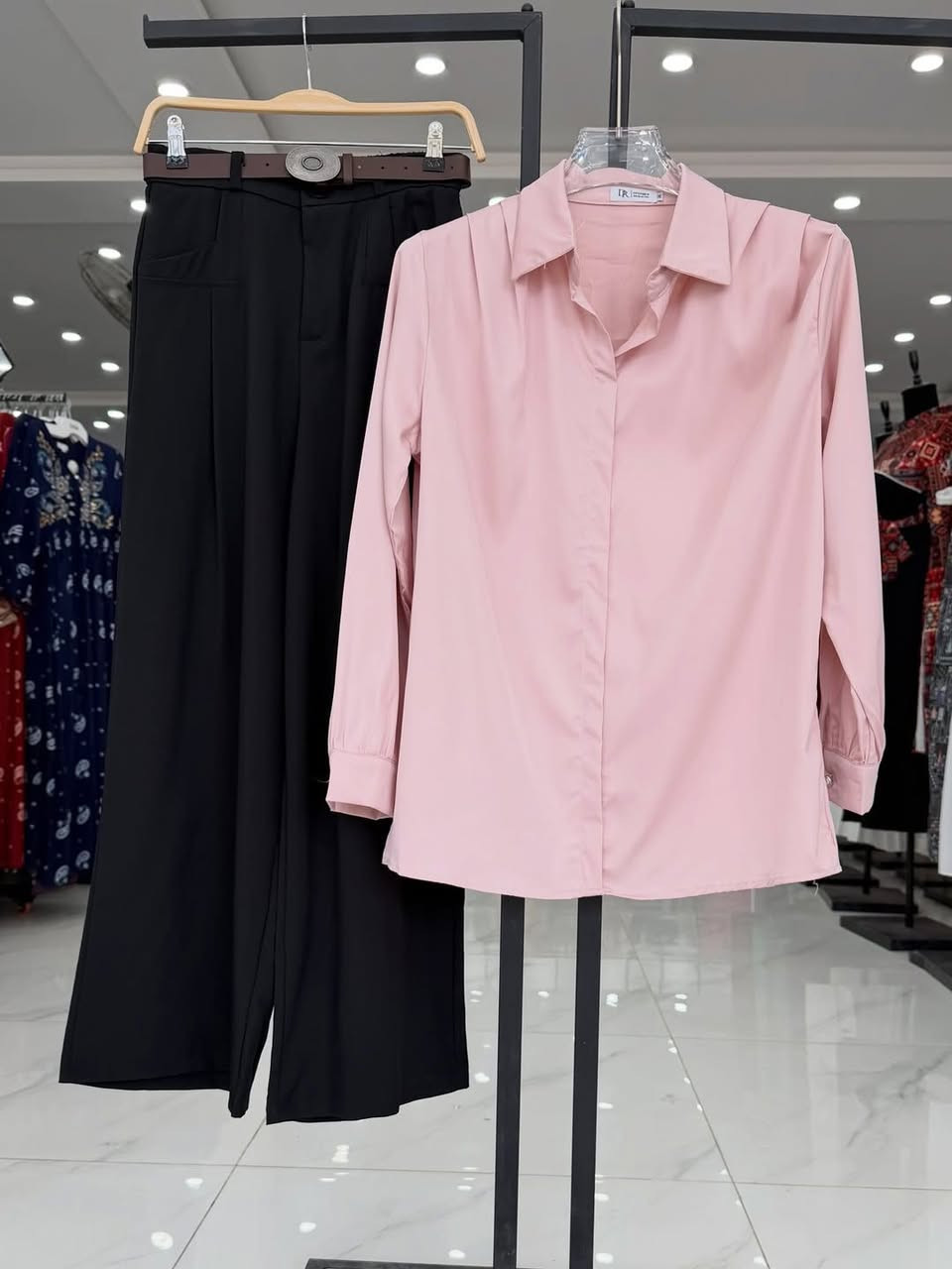 القياس 
٣٨ ٤٠ ٤٢ ٤٤ ٤٦ ٤٨
قميص + كيلوت 
السعر 30 الف اذا  كامل
فقط قميص السعر 14
فقط كيلوت السعر 19
@إشارة


**إذا كنت صاحب هذا الإعلان وتريد حذفه لأي سبب، رجاءا أرسل رسالة إلى الدعم الفني**