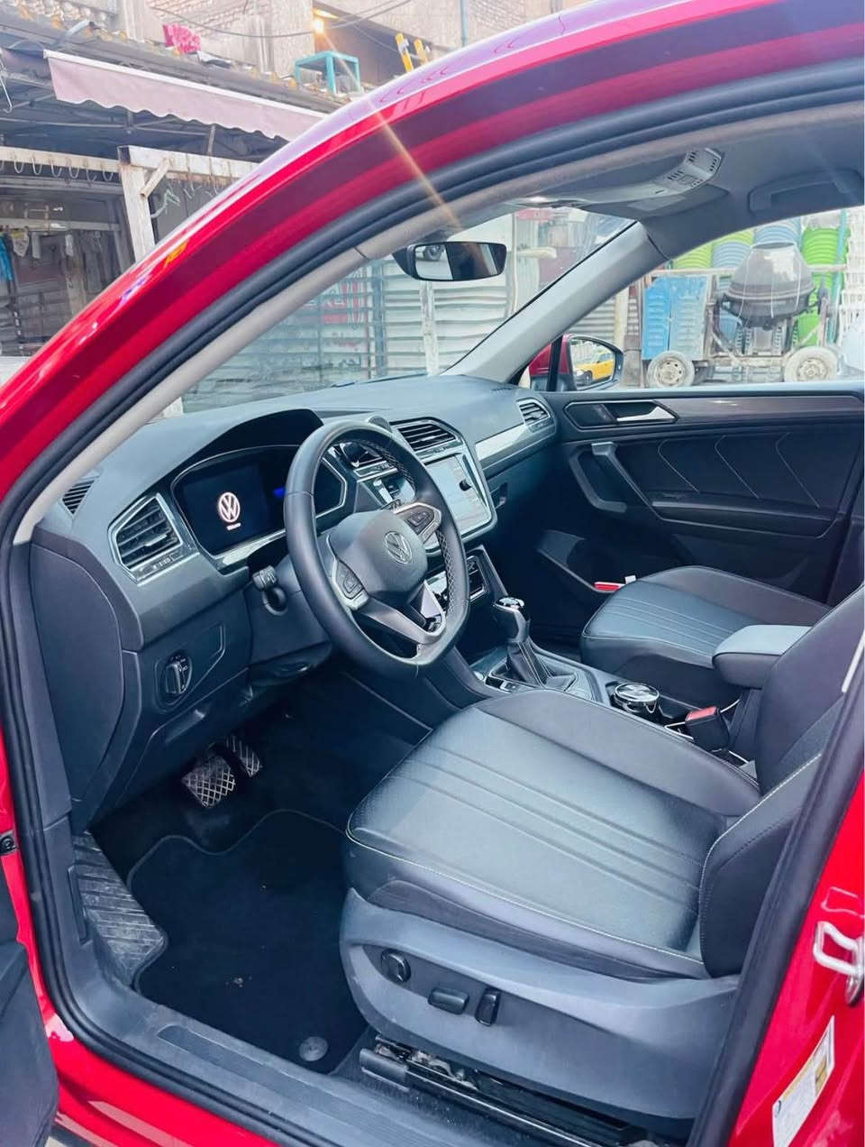 فولكس فاجن / تيكوان / SE
موديل 2023 
رقم بغداد
صور الحادث مرفقة
فقط البنيد مبدل
ماشية 27800 قابل للزيادة
السعر 22،600 وبيهه مجال بسيط. اخوان السيارة جديده الاستفسار الاتصال ع الرقم اني مكلف بالنشر *********** بغداد, العراق
