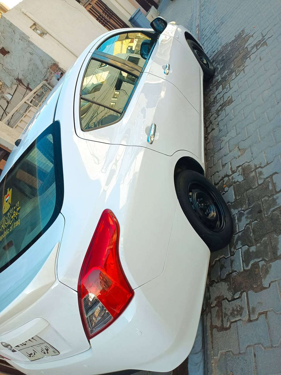 السلام عليكم نيسان صني هندي بليتة الزركة موديل 2020 كفلة من الصبغ بيهة بس بارد رقم أربيل بسم شركة شاشة دوشمة جاهزة من كلشي تبريد ثلج لايت زنون مكان السيارة نجف حي ميسان السعر 98 وبيهة مجال قليل ***********
