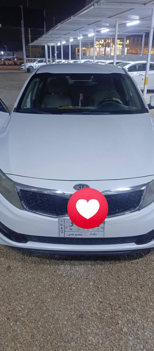 اوبتما 13بيها قطعتين جاملغ خلفي وبنيد هلال الجاملغ الخلفي فقط صبغ بودن دواخل  مكينه وكير والباقي كفاله السعر 115 وبيها مجال مكاني 5كيلو *********** السياره أمريكي مو خليجي
