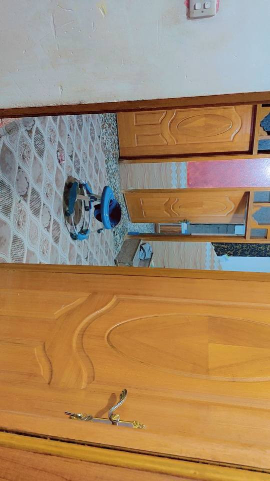 بيت للبيع حله حي الصدرين قرب السادة البو خطة طابو زراعي سند 25
غرفتين مع هول استقبال مطبخ ..
200متر 
الاستفسار الاتصال على الرقم 
*********** حلة, بابل
