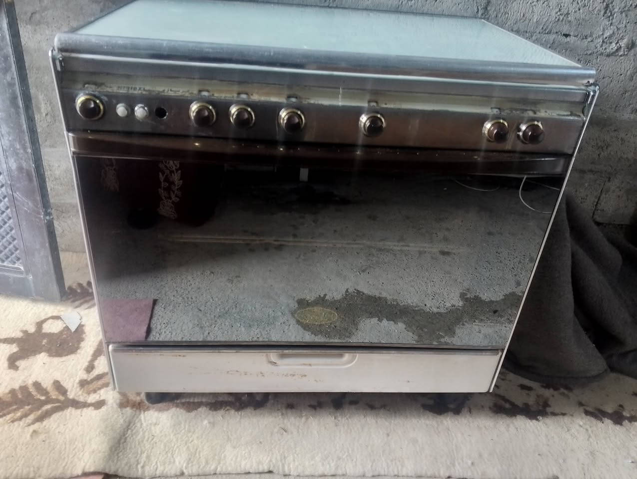 طباخ كريازي مصري شقال بل شرط معا ضمان لمده شهر سعر 190وبيه مجال قليل لاتصال ***********
