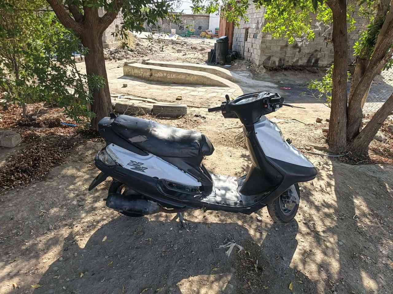 سلام عليكم فراشه للبيع مكينه زينه  ابيع كوم حديد 150 وبيه مجال


**إذا كنت صاحب هذا الإعلان وتريد حذفه لأي سبب، رجاءا أرسل رسالة إلى الدعم الفني**