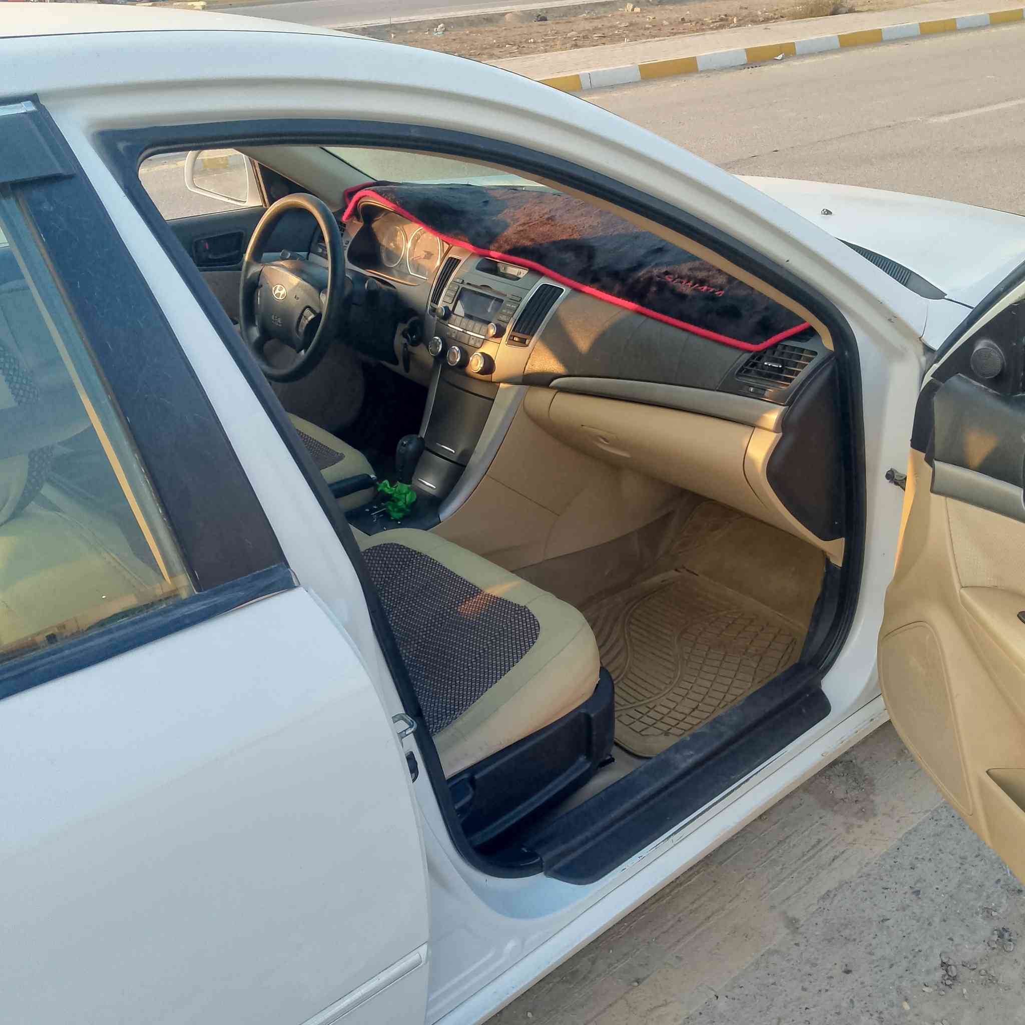 سوناتا 2010 وارد امريكي كلين سياره ليبل واحد وبدون حادث سونار مرفق مع المنشور رقم سليمانيه جديد تريد تحويل تريد وكاله مكينه 2400 تبريد تدفأه ملاحظه طبعا الويل كب موجود تخم تاير مكان واسط صويره ***********
