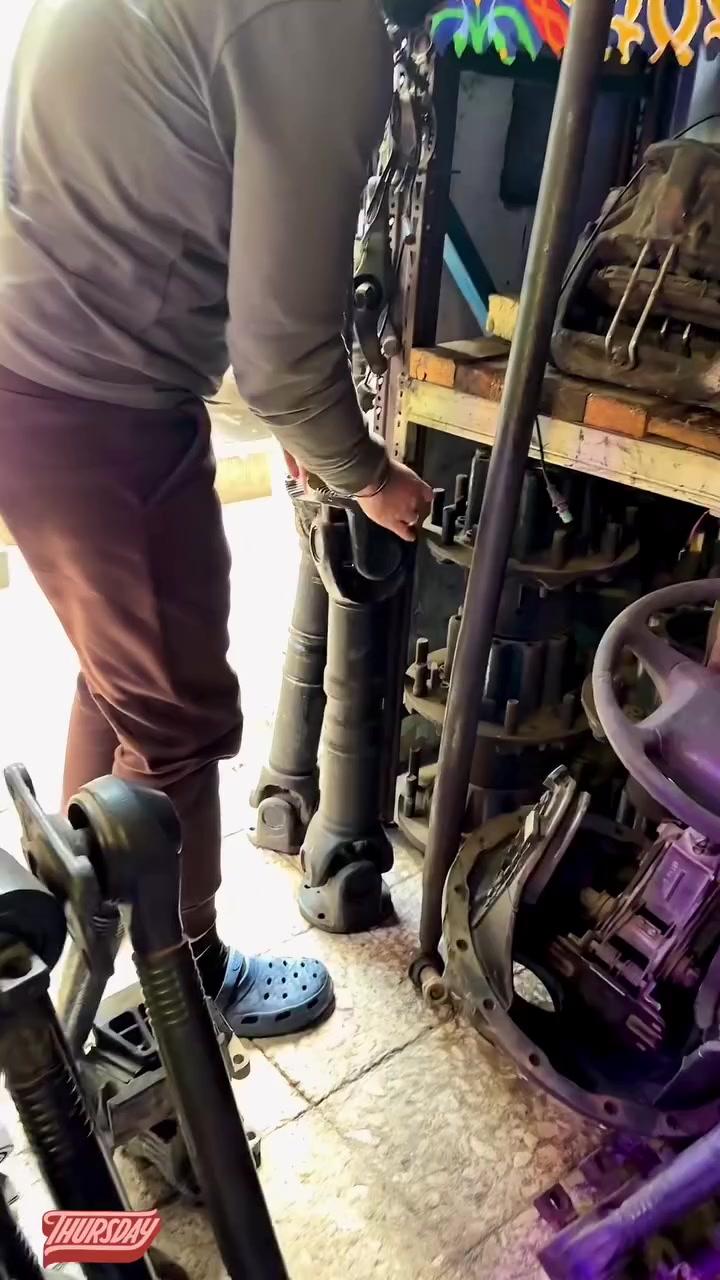 � وصلة الكردان بين الدفرنسين لعفشة
أكتروس 40 و أكتروس 33 متوفرة عندنا بفضل الله 🔥

✔ جودة مضمونة
✔ كميات جاهزة للتوريد
✔ أسعار خاصة لأصحاب سيارات الأكتروس
✔ خصومات مميزة للميكانيكية ومراكز الصيانة

لو عربيتك محتاجة شغل مظبوط من غير وجع دماغ… إحنا نوفرلك القطعة الصح بالسعر الصح 💪

📩 ابعتلنا رسالة أو سيب تعليق بكلمة (كردان) وهنتواصل معاك فورًا
📞 التوريد متاح للمحافظات

  @topfans  #شافعي_أكتروس #شاحنات #اكتروس


**إذا كنت صاحب هذا الإعلان وتريد حذفه لأي سبب، رجاءا أرسل رسالة إلى الدعم الفني**