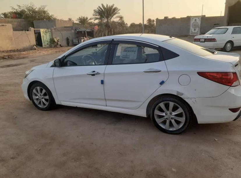 السلام عليكم اكسنت موديل ٢٠١٤ رقم بصره إنكليزي بأسمي مداور ثاني يوم وكل المحافضات تكدر تداور سنويه ل 2030 هزه جديده  سياره حلوه ونظيفه استخدام واحد محرك 1600 محرك وكير واكسن وتبريد مكفول السياره بيه نص الجاملغ الخلفي والسونار مرفق بالصور سعره 68$ وبيه مجال بسيط للشراي مستعجل على بيعها مكان السيارة نجف حي الزهراء للاستفسار اكثر الإتصال على الارقام
جعفر علي
***********
*********** 
متواجد واتساب وخط 24 ساعة 
غير متواجد على الفيسبوك
