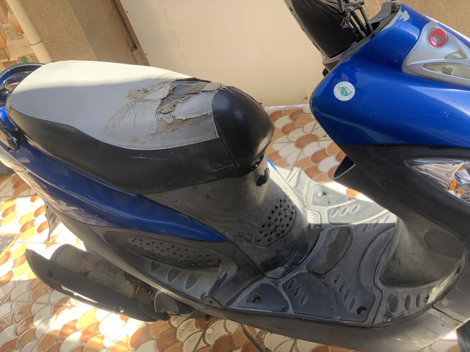 الفجر

2011 محرك ١٢٥  شغاله نقصها تاير خلفي وكفر لايت امامي فقط 

ابيع كوم حديد لحد يكلي شبيها 

*********** بي واتساب
