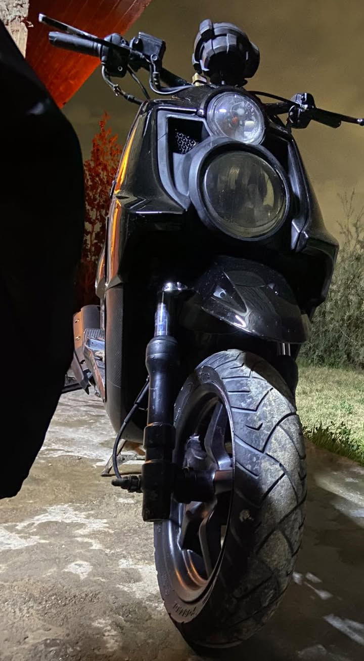 السلام عليكم سكنس جبلي بلادي ما مفتوحه المكينه الكهرباىيات كلها شغاله اوراق موجوده السعر 950 وبيها مجال الرقم ***********
