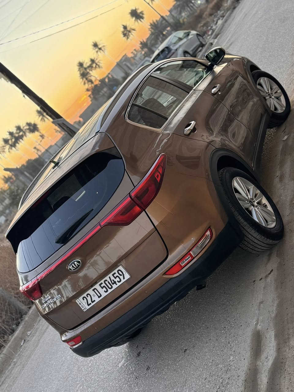 لبيع سبورتج موديل 17 وارد امريكي حادثه باب خلفي وبيه اربع قطع صبغ وجراد بالقماره والبنيد ماشيه 81 محرك كير كفاله مواصفاته كشن السايق كهرباء 
كشنات تدفئه
شاشه كبيره وكامره
تحكم ستيرن
تبريد بيانو
السياره مابيه نقص تخم تاير جديد رقم اربيل بسمي سنويه جديده السعر 137 وبيه مجال
مكاني بغداد 
***********
