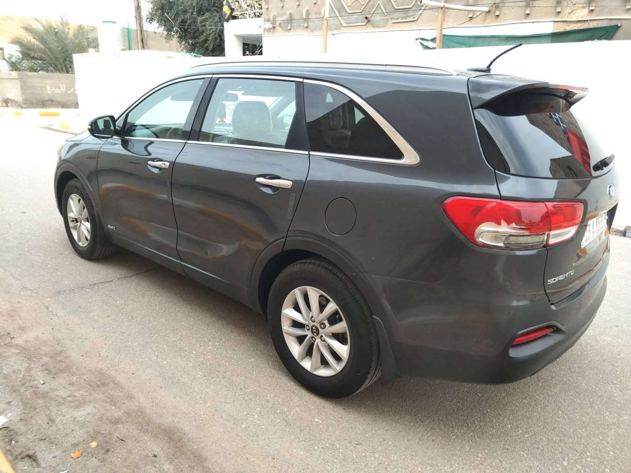 سلام عليكم
كيا سورنتو 2016 امريكي رقم دولي تحويل ثاني يوم

واردهه تبديل بنيد فقط وبيه رشات بسيطه تجميل

المواصفات

محرك 2400 /4 سلندر محرك وكير كفاله

حداديه جديده تدفئه تبريد قطعتين تخم تاير جديد

لون رمادي

5راكب ارضيه جلد

تحكم واشارة بلمري

3 وضعيات قياده

وضع مانع انزلاق 

فور ويل /رادار

تحكم استيرن جهتين

تدفئه كشنات

حساسات خلفيه

سياره جاهزه من كلشي #السعر 155

#مكاني ناصرية بلغراف

والشراي بخدمته ***********
