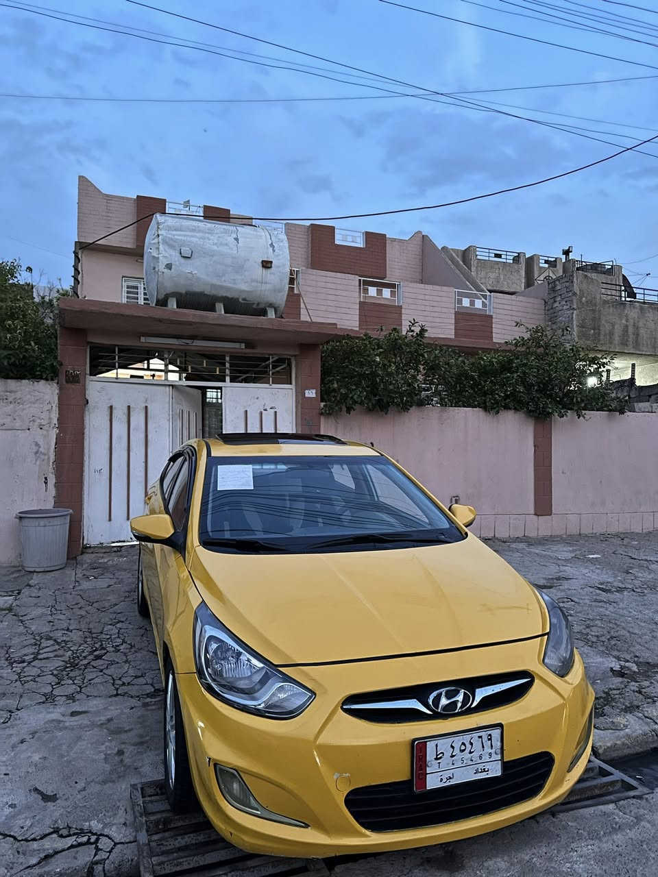 اكسن خليجي موديل 2014 فول سلايت مكينه 16 رقم بغداد 

كابون بانزين مكينه وكير جديد 
طخم جديد تايرات جديده
السعر 85 وبيها مجال 
تفاصيل اكثر اتصل ***********
