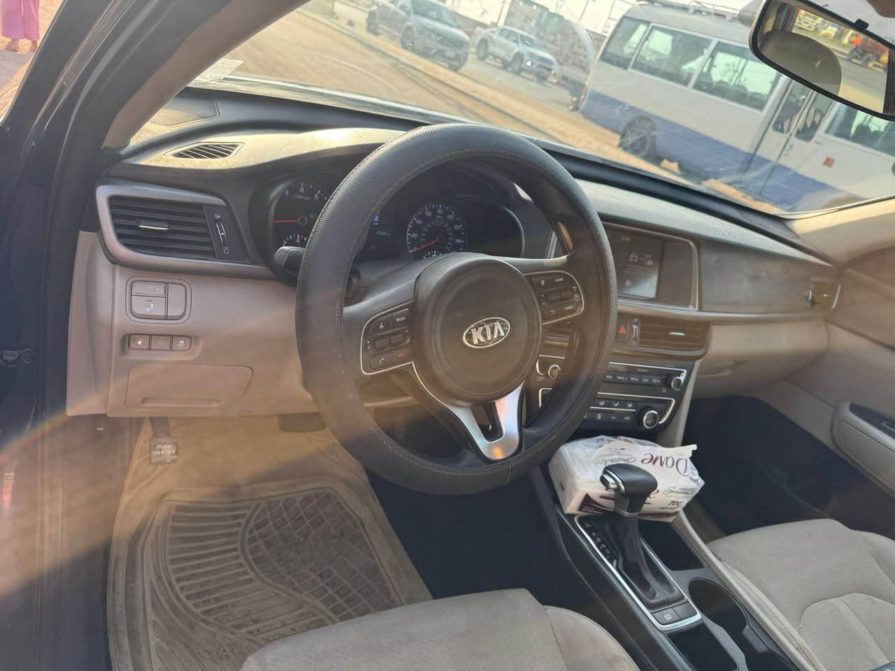 كيا اوبتيما 2018 وارد أمريكي 
مابيها اي نقص 

باسمي السياره

 تحويل مباشر

فقط البنيد مبدل بالامارات مابيها نقص

السعر 125$ وبيها مجال حق الجيه 
للاستفسار فقط اتصال 📞 
*********** 

*********** 
مكلف بالنشر البصرة, العراق
