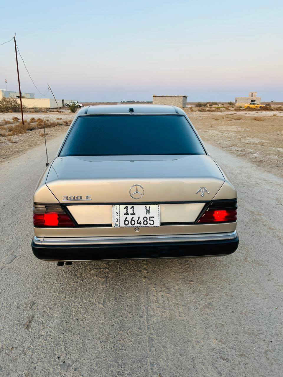 السلام عليكم مارسدس دب موديل 89
مكينه بلادي تبريد ثلج قواعد دبلات بلاد سياره كارتون شرط الف ماتخسر عليه بلاد مصبوغه جماليه
***********
